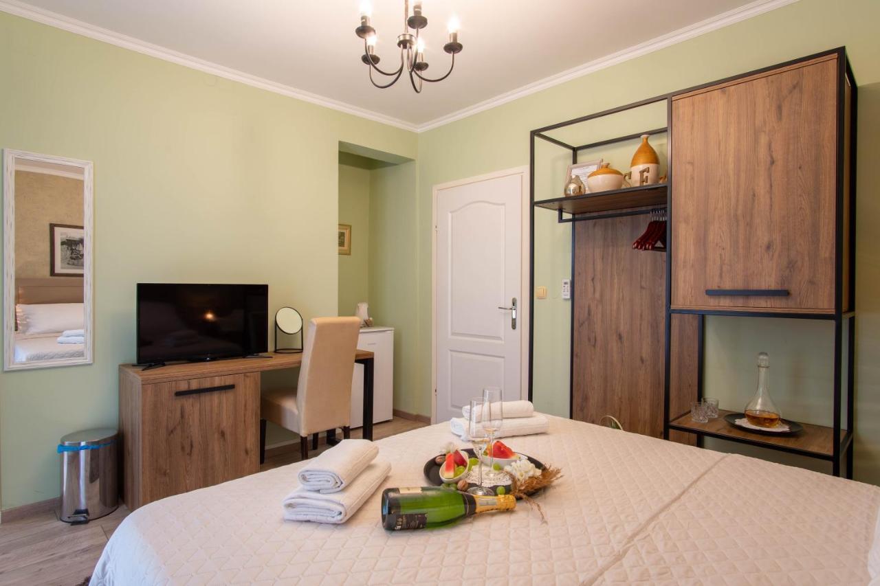 Rooms Villa Padre Pag Town Luaran gambar